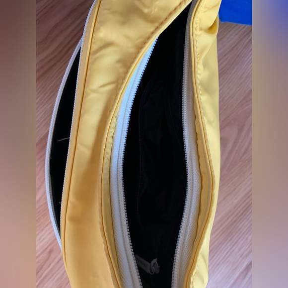 Hedgren urban messenger bag - Picture 5 of 5